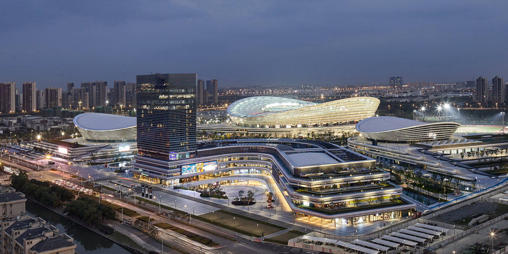 Olympijské sportovní centrum v Su-čou, Čína (© Huana Engineering Consulting (Peking) Co., Ltd., gmp Architects, Christian Gahl, Zeng Jianghe)