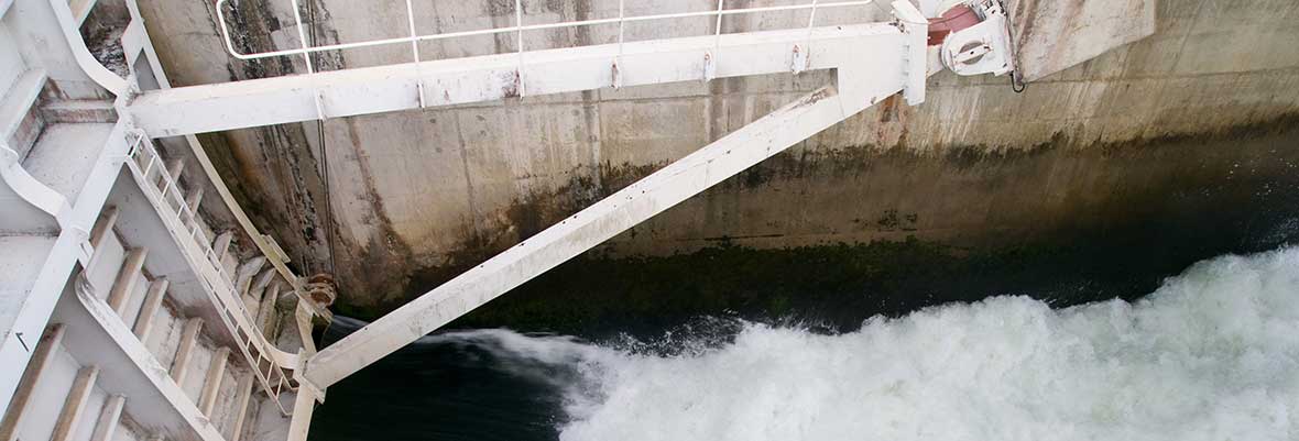 Dlubal-Software für Berechnung und Bemessung von Stahlwasserkonstruktionen