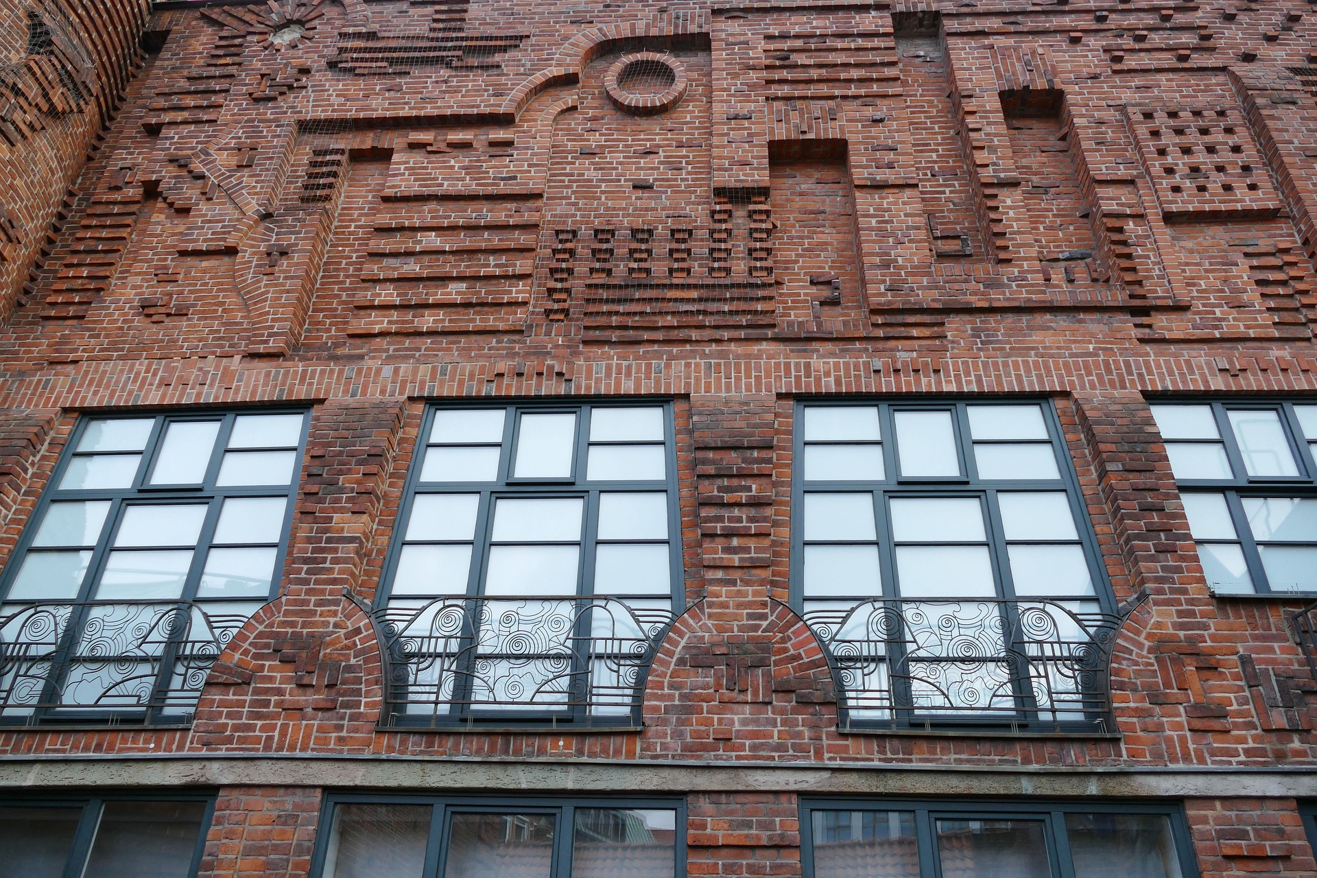 Expressionistische Fassadengestaltung in der Böttcherstraße (Bremen)