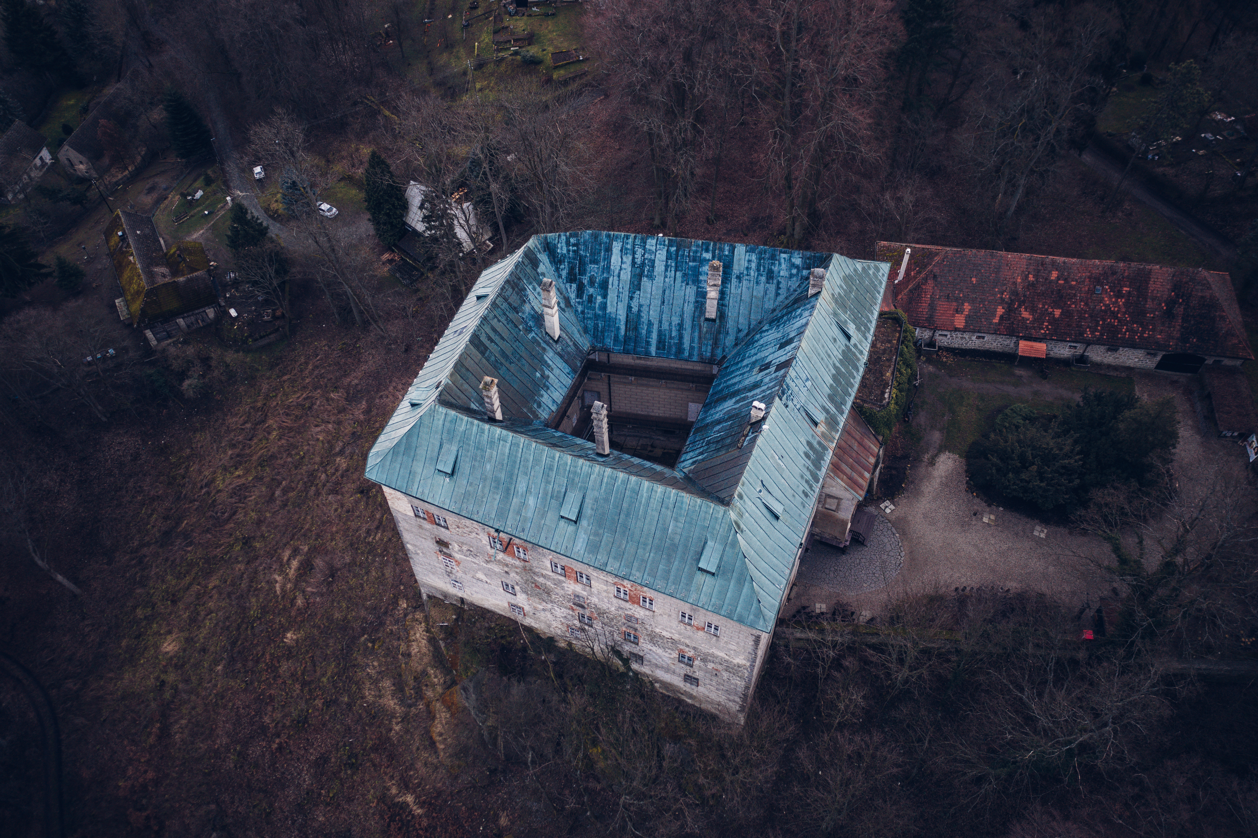 Burg Houska in der Daubaer Schweiz aus der Vogelperspektive (Shutterstock).