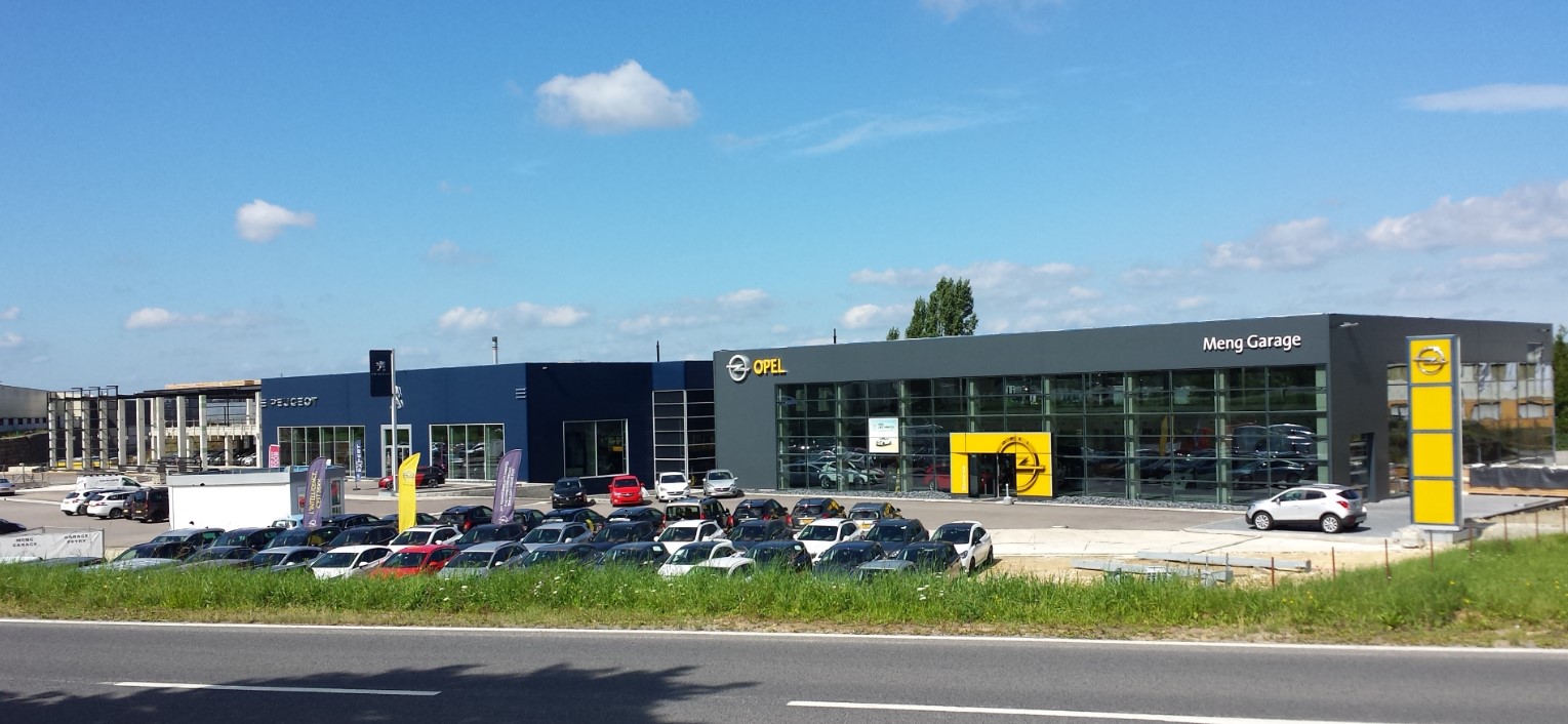 Three Car Dealerships with Same Supporting Structure (© SCHATZ Engineering)