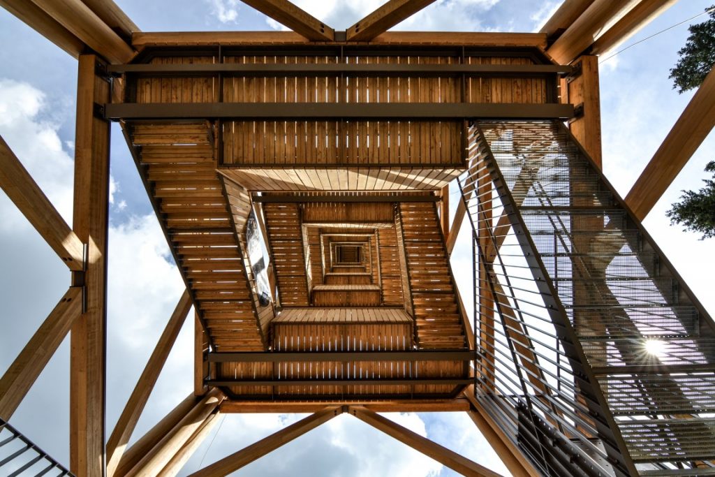 View into the Tower from Below (© ingwh/jh)