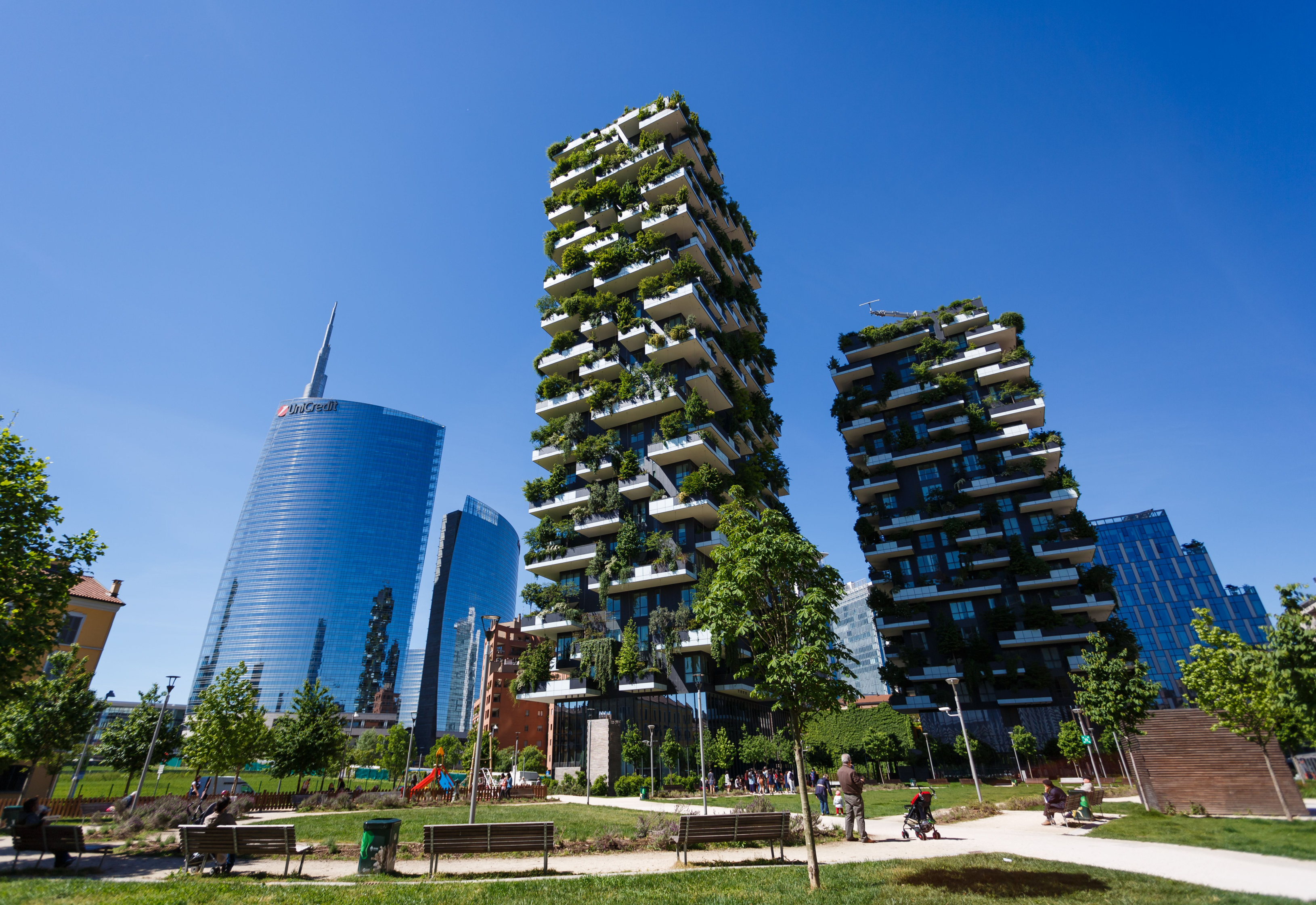 Миланский небоскреб Bosco verticale. Небоскребы Bosco verticale («вертикальный лес»).