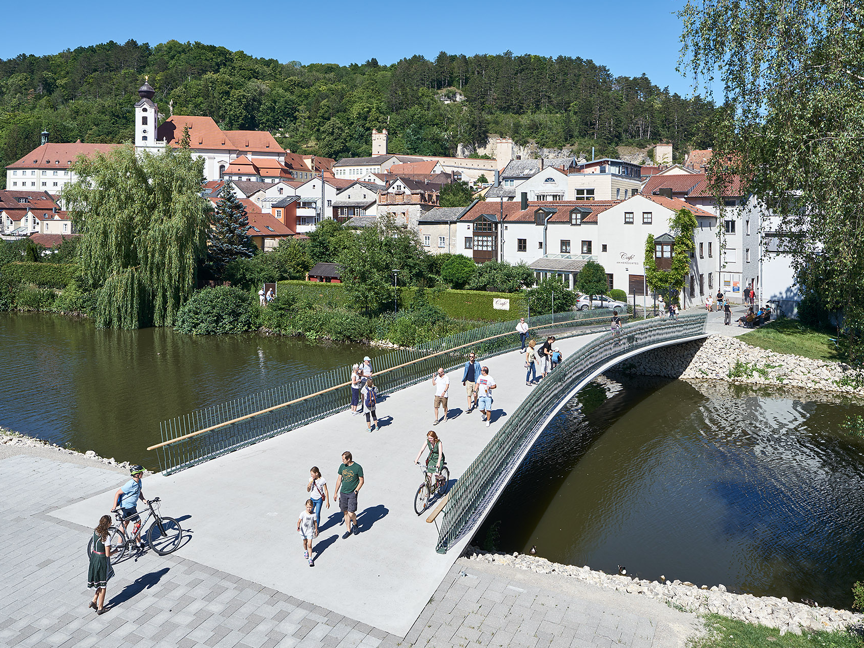 Pedestrian and Cyclist Bridge "Herzogsteg" in Eichstätt, Germany | © Bruno Klomfar