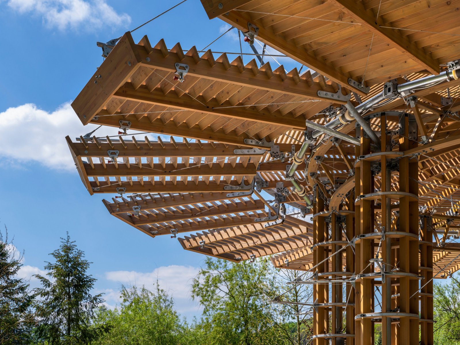 Kinetic Pavilion at Chateau Radíč, Czech Republic | @ Photo: Aleš Jungman