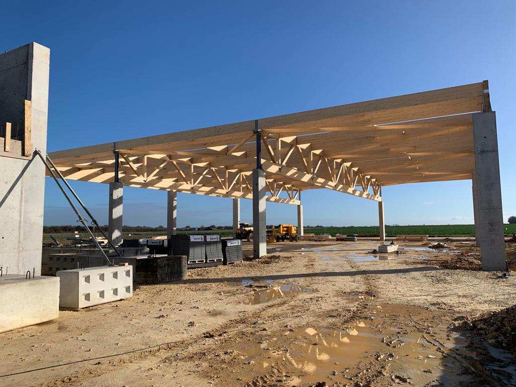 Timber Frame Structure During Construction | © LCA Construction Bois