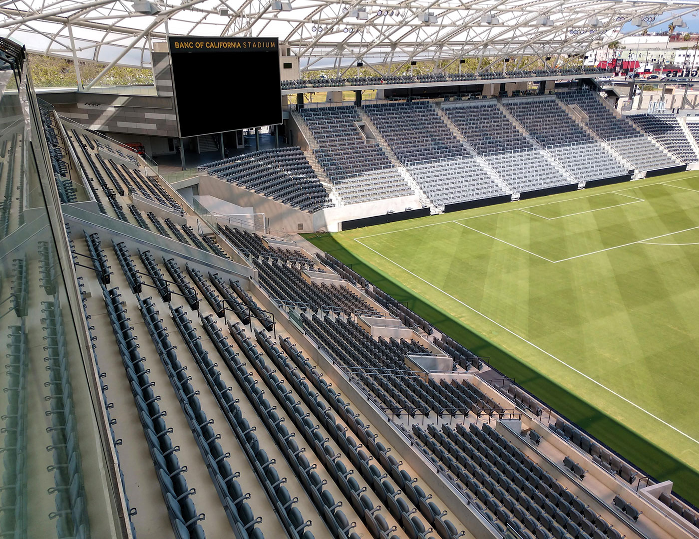 Estadio de fútbol del Los Angeles Football Club (© Trex Commercial Products)