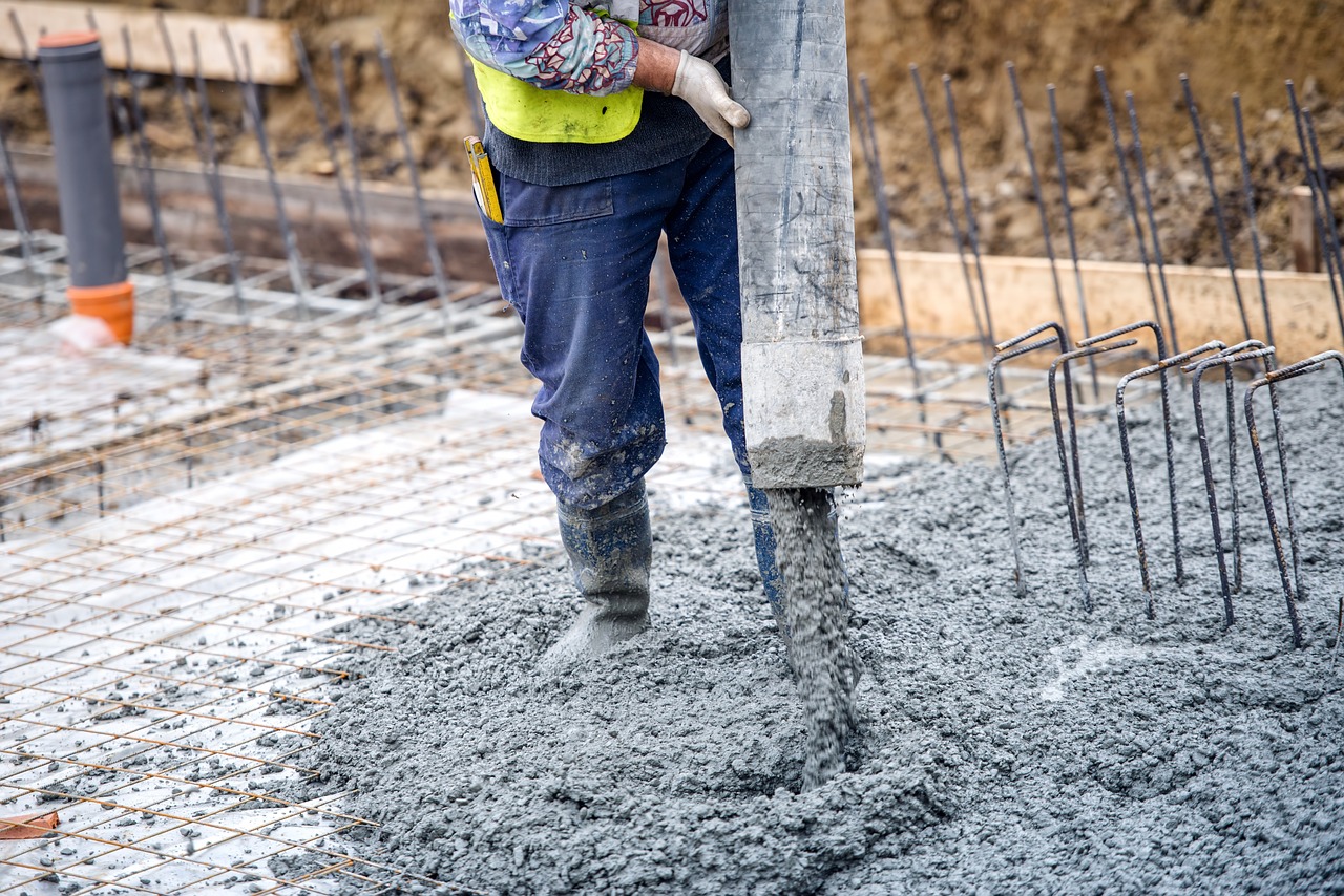 Aplicación de hormigón en el sitio de construcción