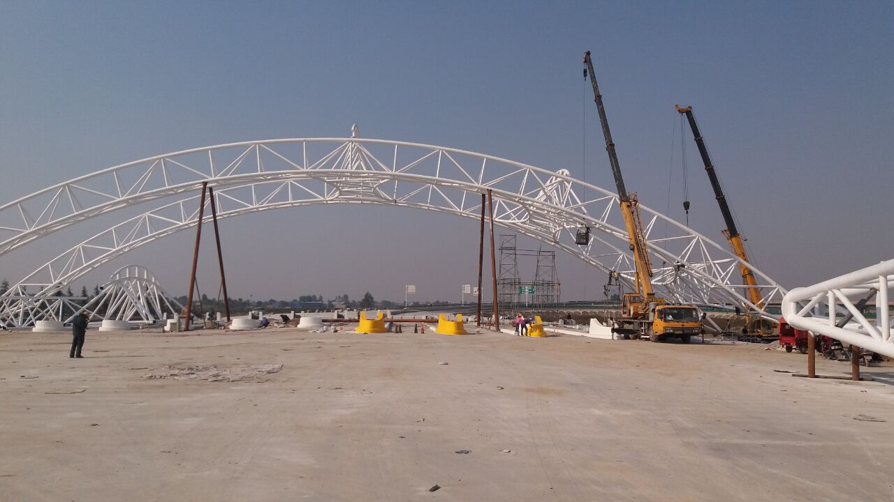 Estación de peaje en construcción | © Mr. Yunchao Ding, Jiangsu Jingong Space Structure Co., Ltd.