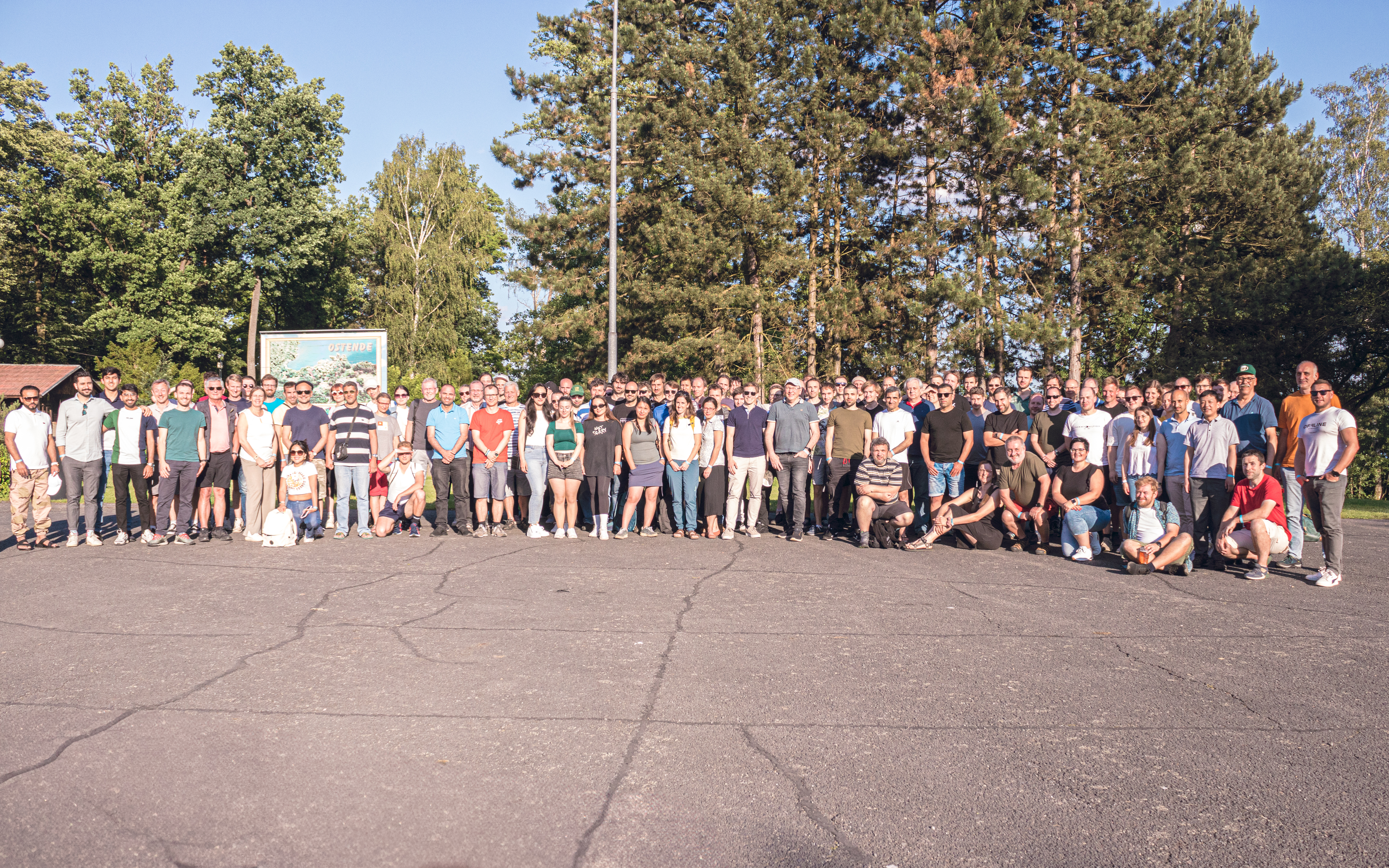 El gran día: Evento de verano de Dlubal Software con equipos alemanes y checos.