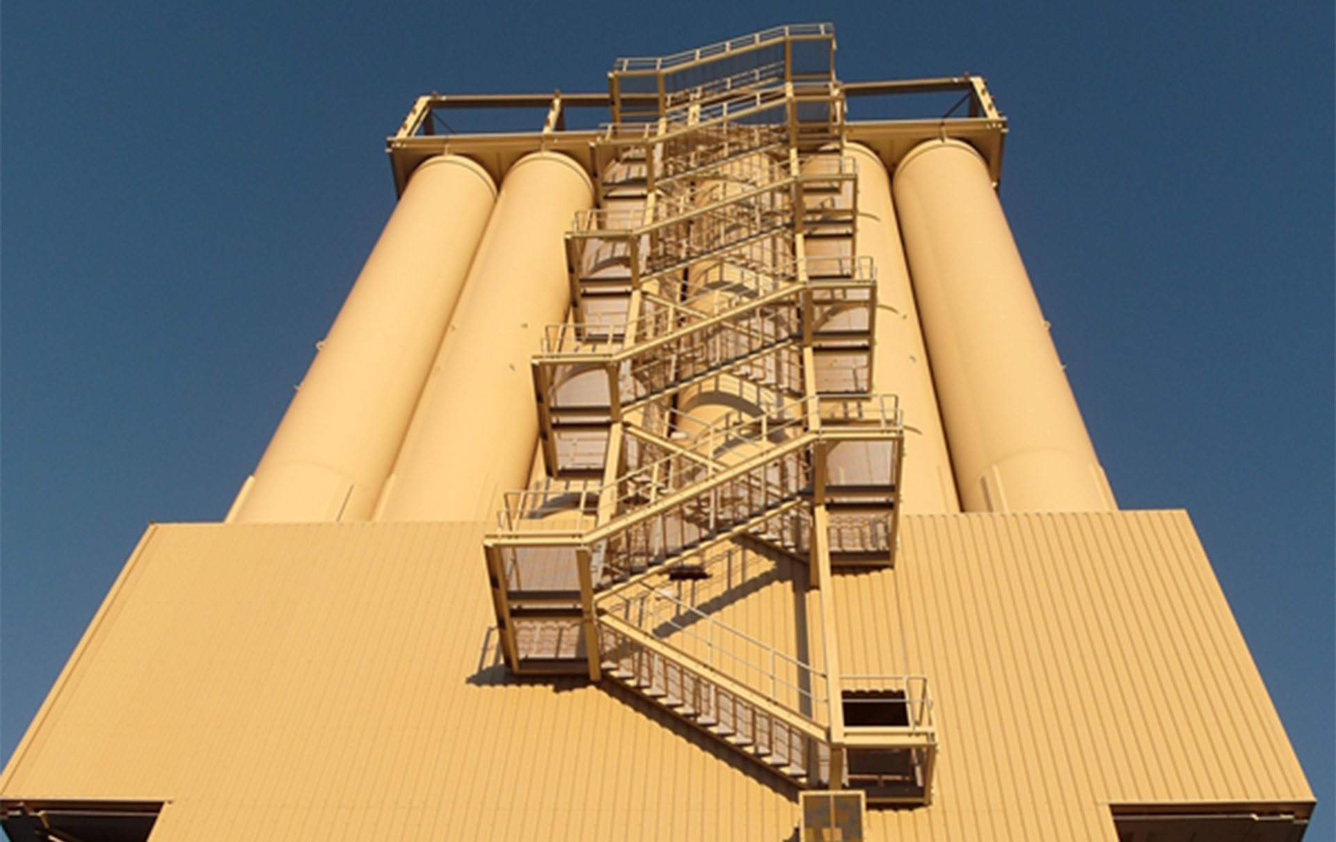 L'usine de mélange à sec achevée (© Dietz Würtele)