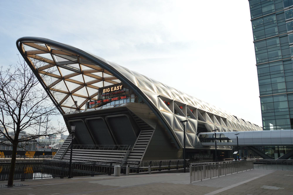 Holzbau von Crossrail Station Canary Wharf