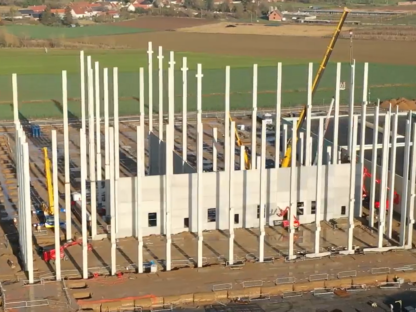 Costruzione di un impianto di stoccaggio a Faverolles, Francia (© SPIC SAS)