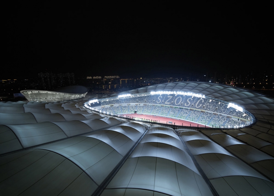 Stadio con copertura a membrana (© Huana Engineering Consulting (Pechino) Co., Ltd., gmp Architects, Christian Gahl, Zeng Jianghe)