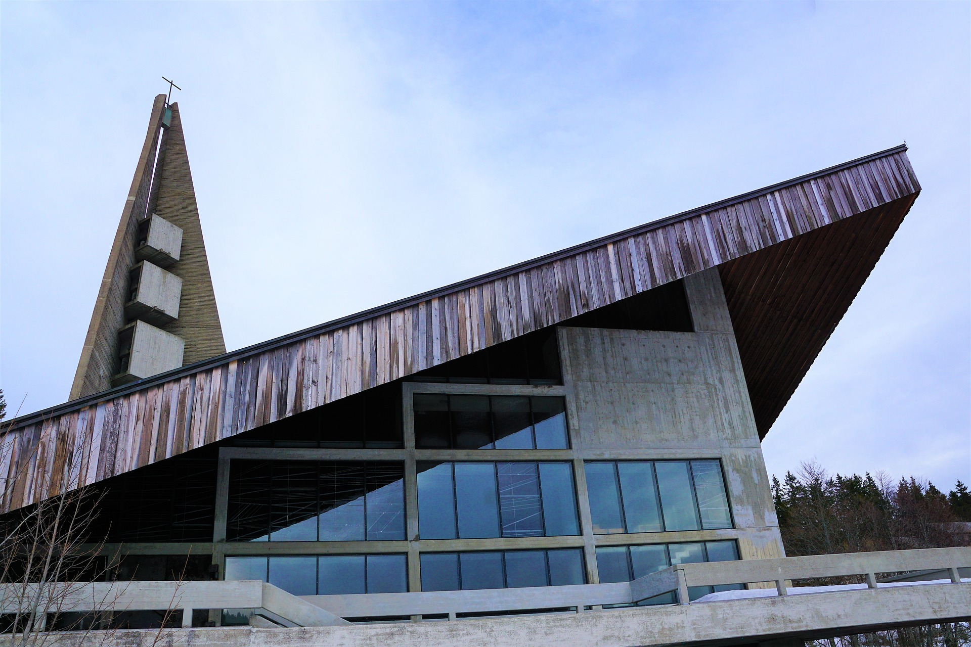 La chiesa di Feldberg è un interessante esempio di edifici brutalisti.