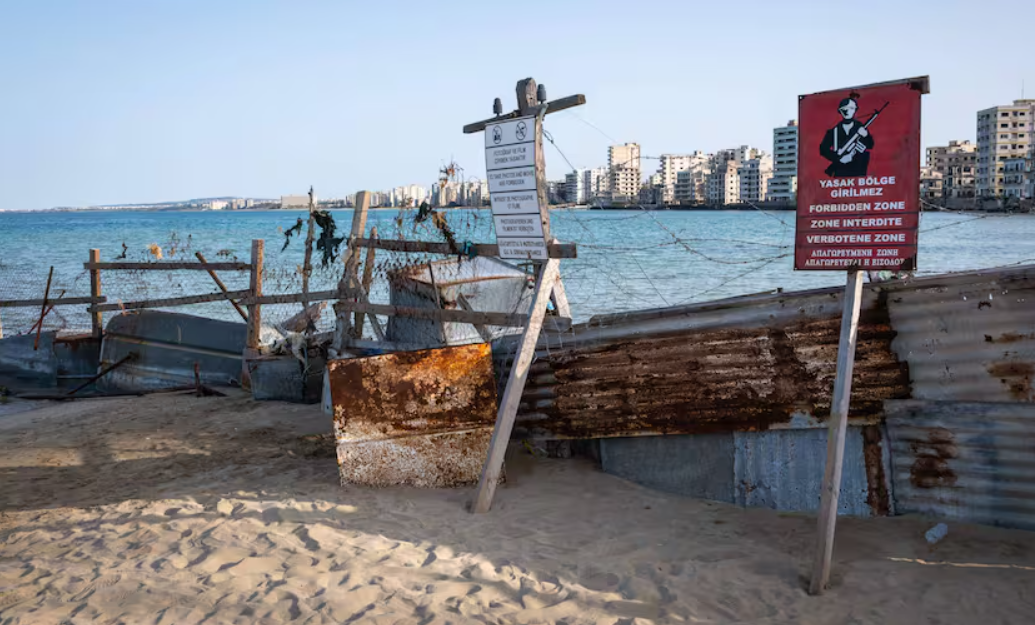 L'ingresso è vietato da qui - il destino di Varosha (fonte: imago images/WAY Press).