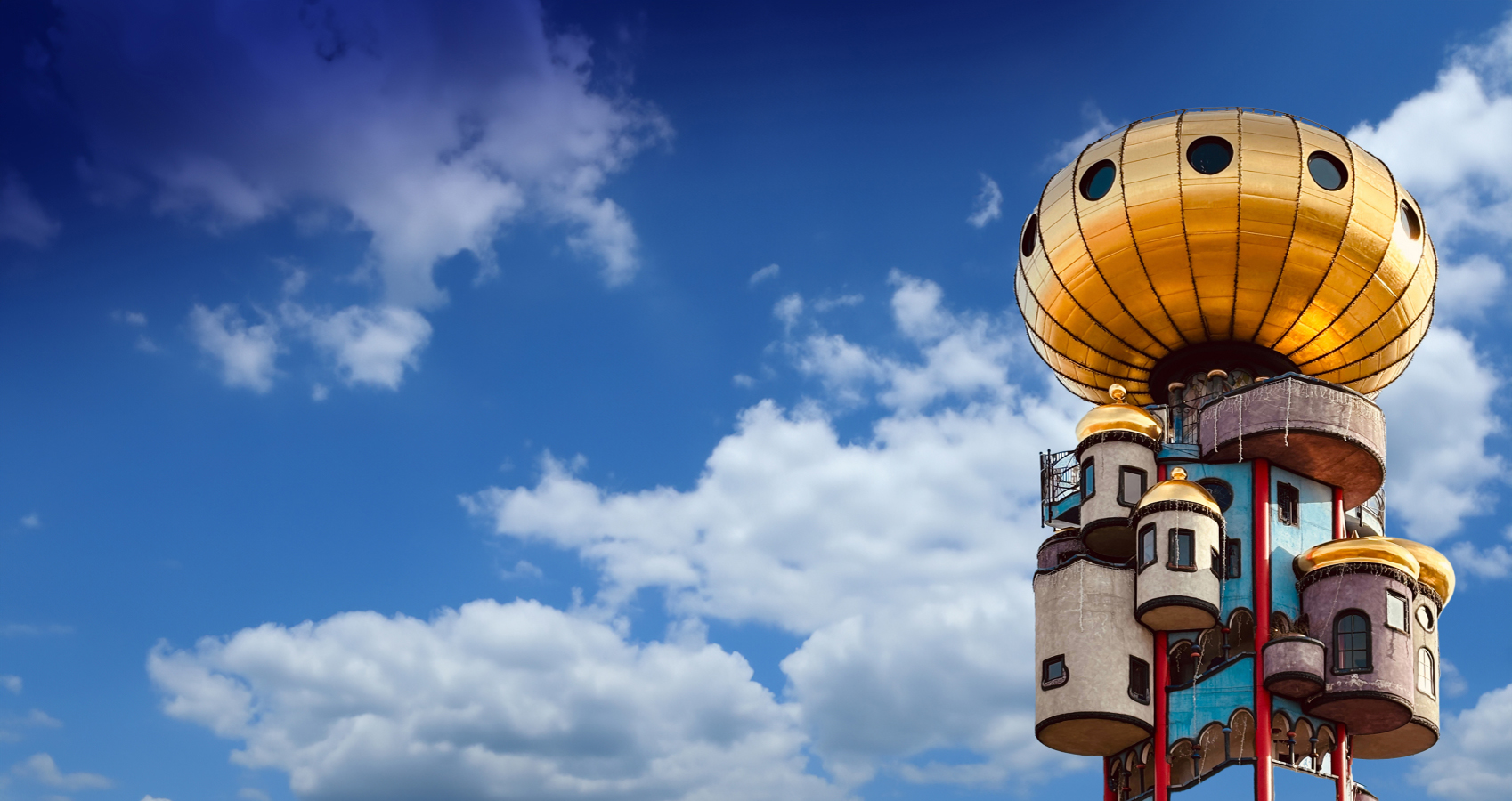 Torre Hundertwasser nel Mondo della Birra Kuchlbauer ad Abensberg, Germania