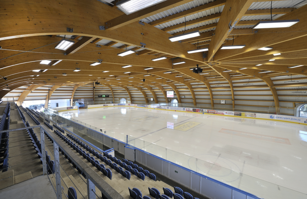 Innenansicht des Eishockeystadions (© KASPER CZ s.r.o.)