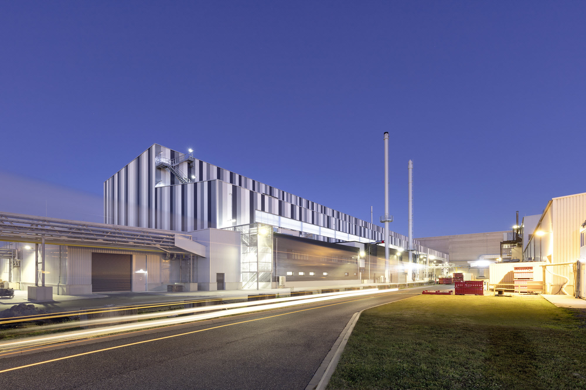 Fertiggestellte Produktionshalle Hydro Aluminium in Grevenbroich (© Axel Hartmann)