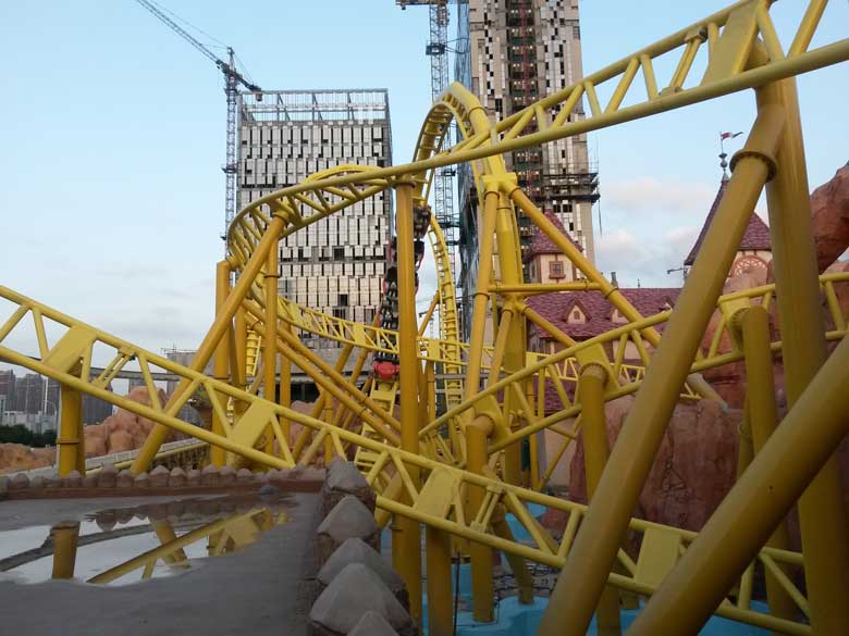 RSTAB модель летающего катера X-Train Flying Launch Coaster в Нинбо, Китай